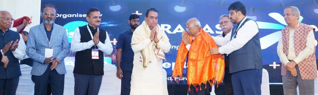 Felicitation of dignitaries at PRAKASH 2024